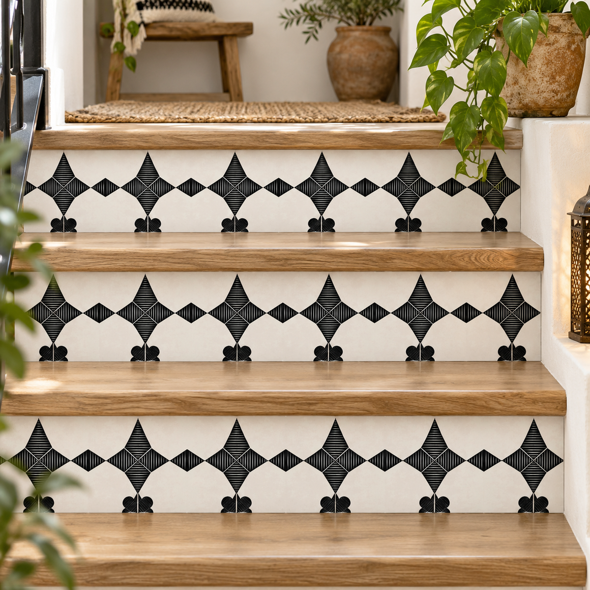 Kol Peel & Stick Stair Strip