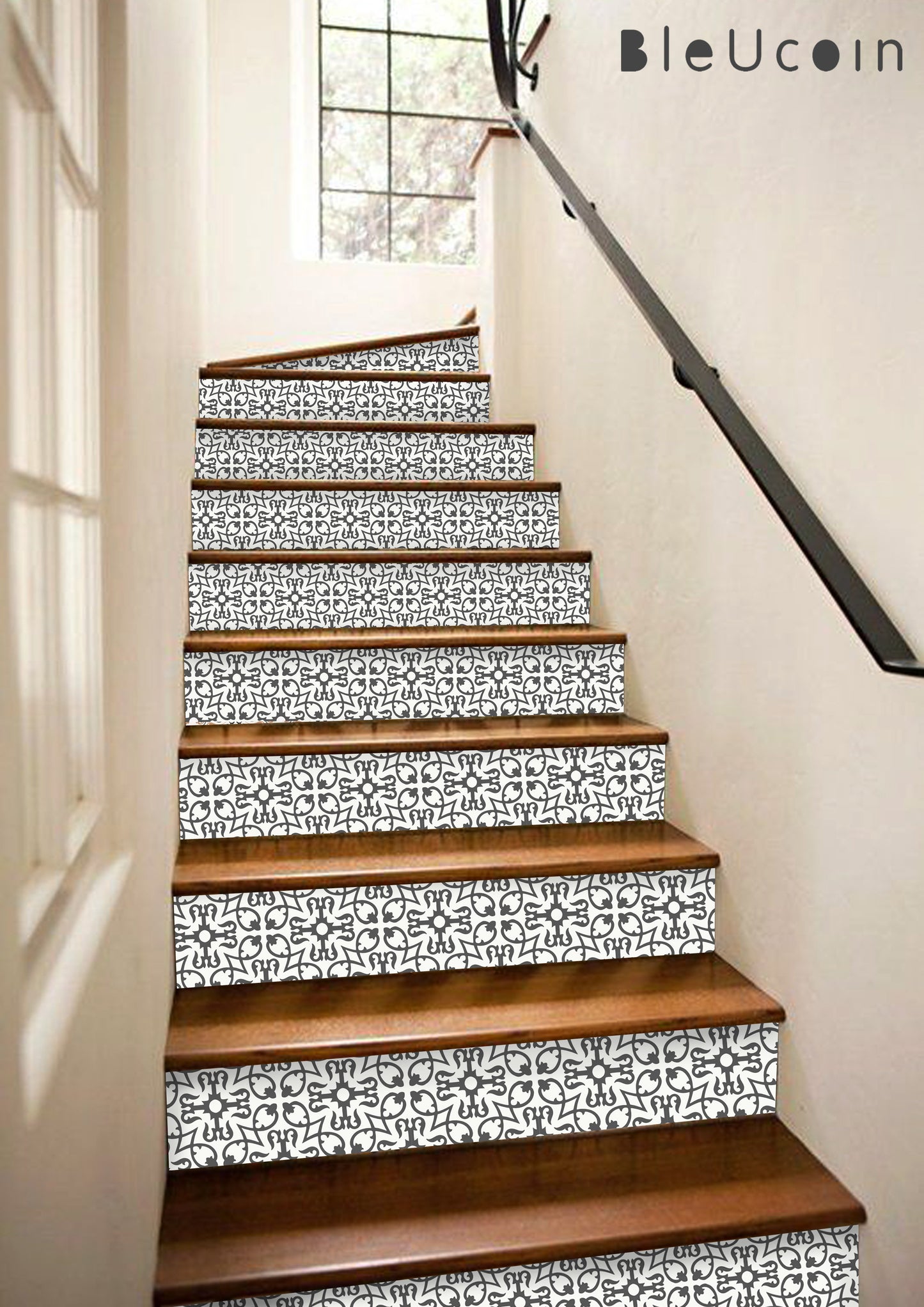 Prague Peel & Stick Stair Strip