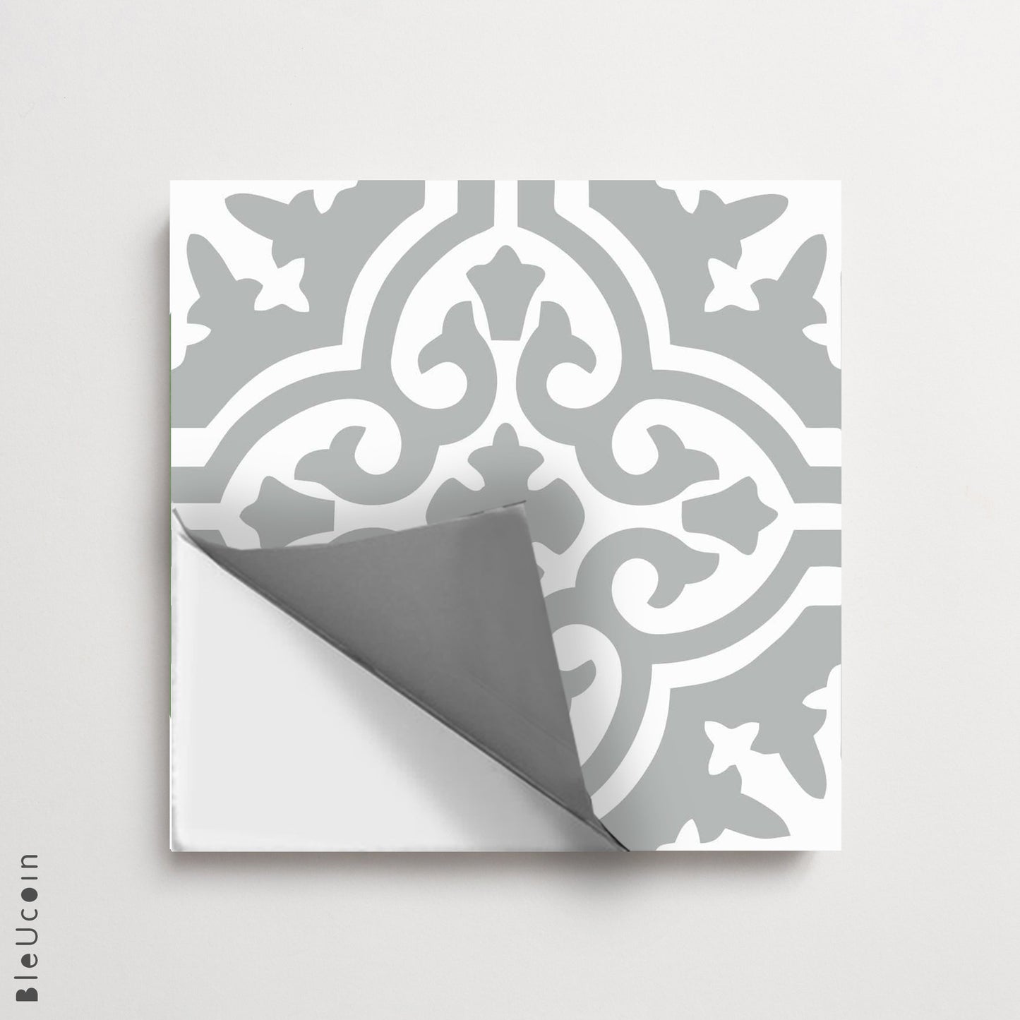 Fossile  Peel & Stick Tile