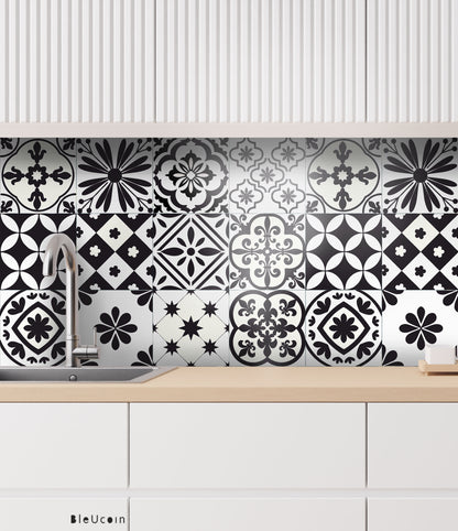 Kannur Peel & Stick Tile