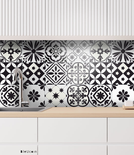 Kannur Peel & Stick Tile